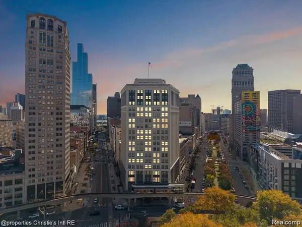 1 Park Avenue #1402, Detroit, MI 48226