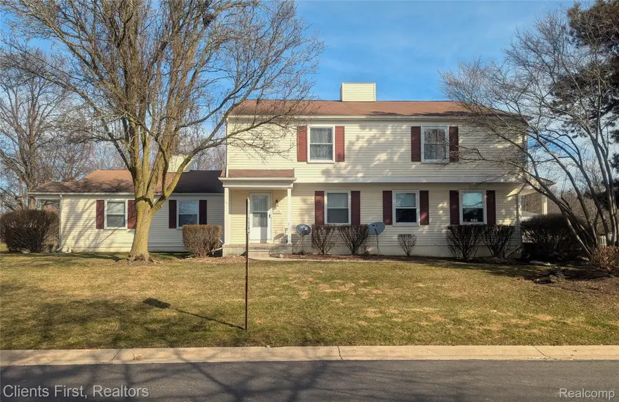 1555 Mariner Drive, Walled Lake, MI 48390 - #3