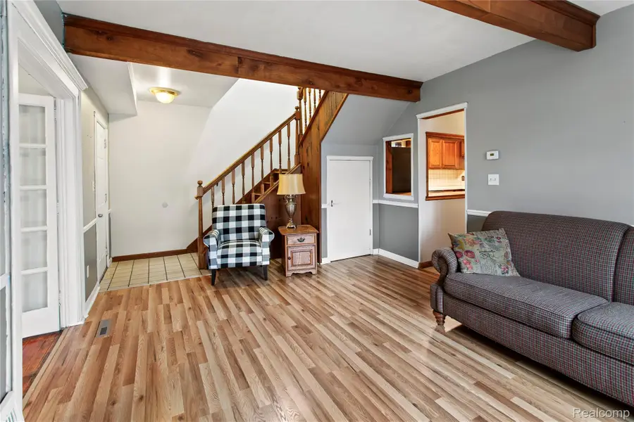 225 W Ridge Street, Owosso, MI 48867 - #2