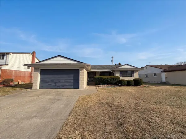 29467 Leemoor Drive, Southfield, MI 48076