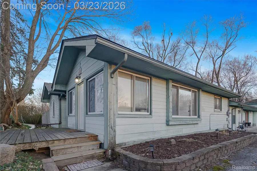 5336 Mansfield Avenue, Sterling Heights, MI 48310 - #3