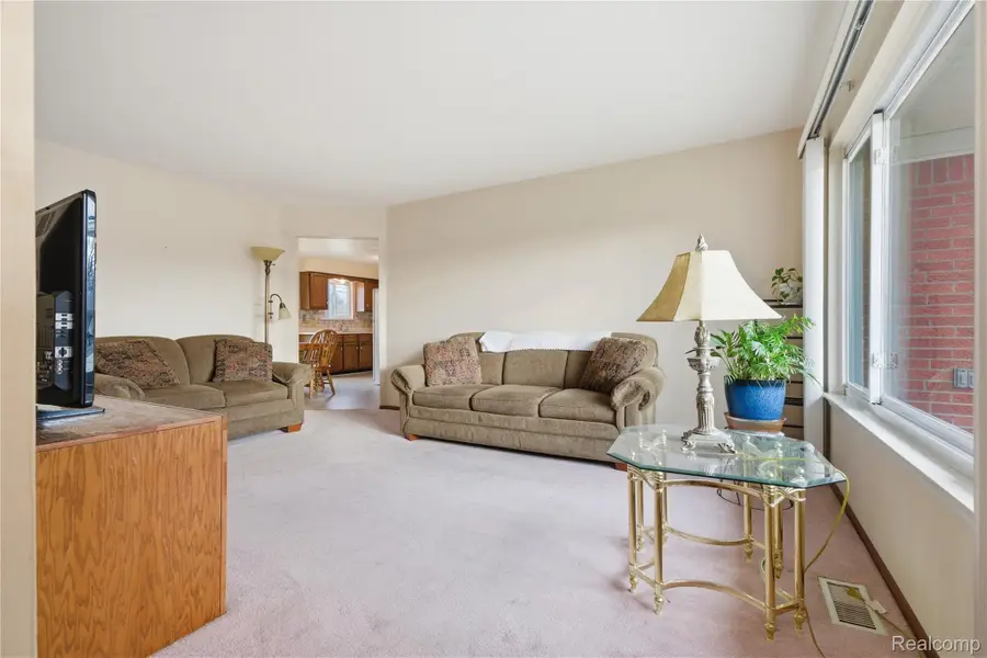 13344 Perry Circle, Warren, MI 48088 - #3