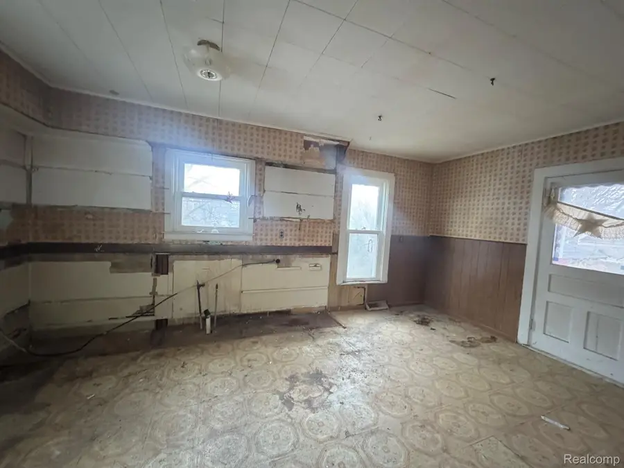 531 East Street, Milford, MI 48381 - #3