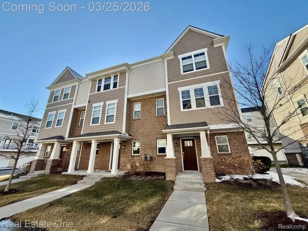 2500 Normandy Road #44, RoyalOak, MI 48073