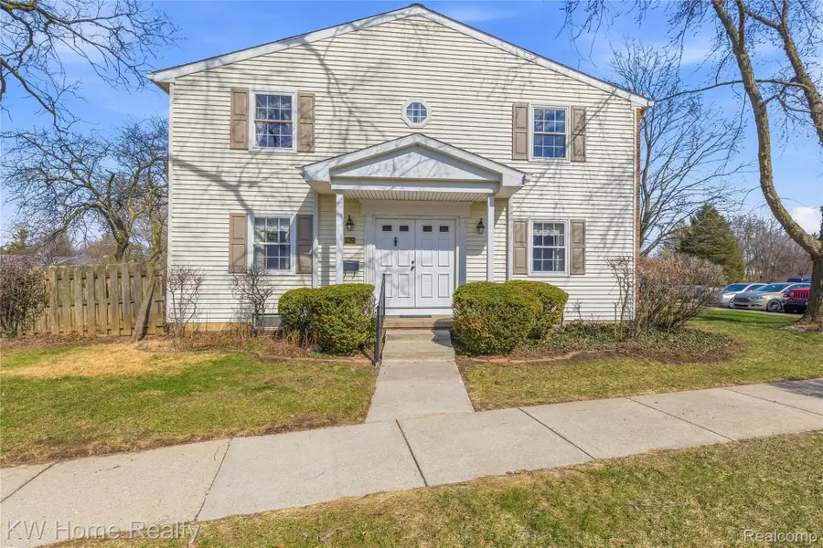 19623 Neptune Court, Northville, MI 48167 - #3