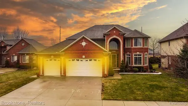 50094 Greycoat Lane, Macomb, MI 48044