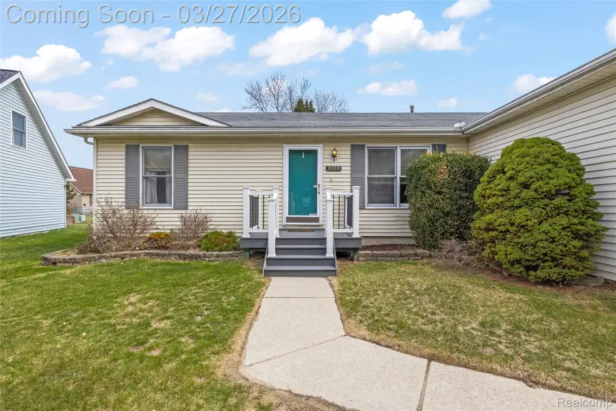 8118 Emerald Lane W, Westland, MI 48185 - #2