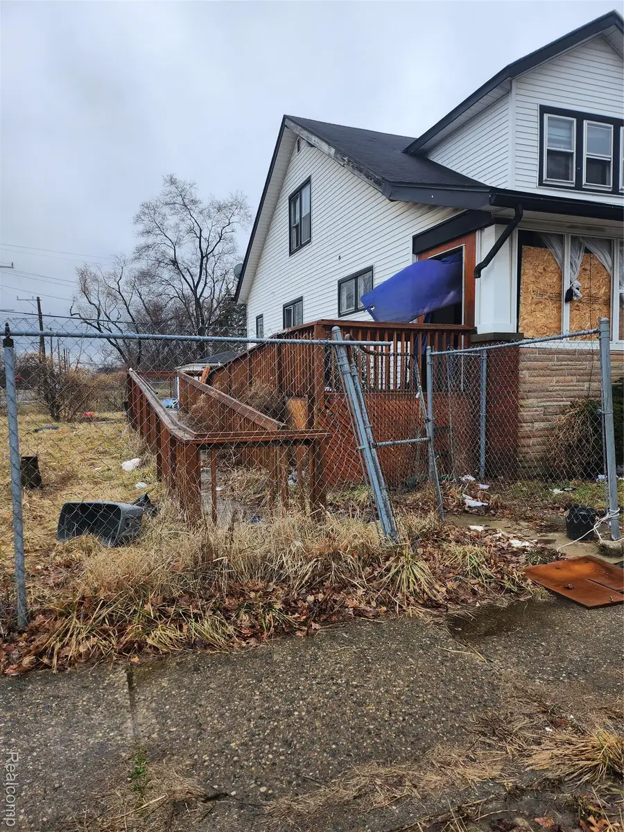 216 E Greendale, Detroit, MI 48203 - #2