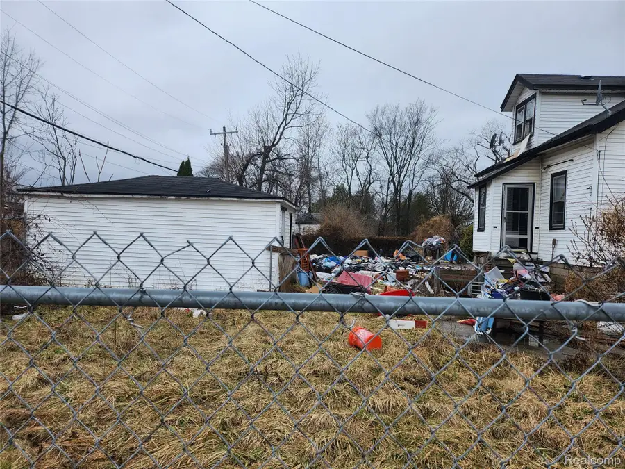 216 E Greendale, Detroit, MI 48203 - #3