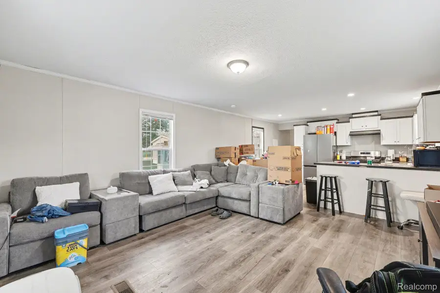 49611 Au Lac Dr E, Chesterfield, MI 48051 - #3