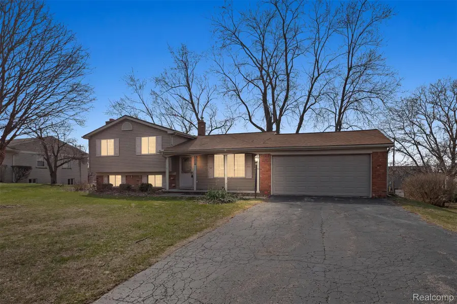 3606 Hi Lure Drive, Orion, MI 48360 - #2