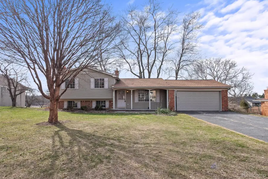 3606 Hi Lure Drive, Orion, MI 48360 - #3