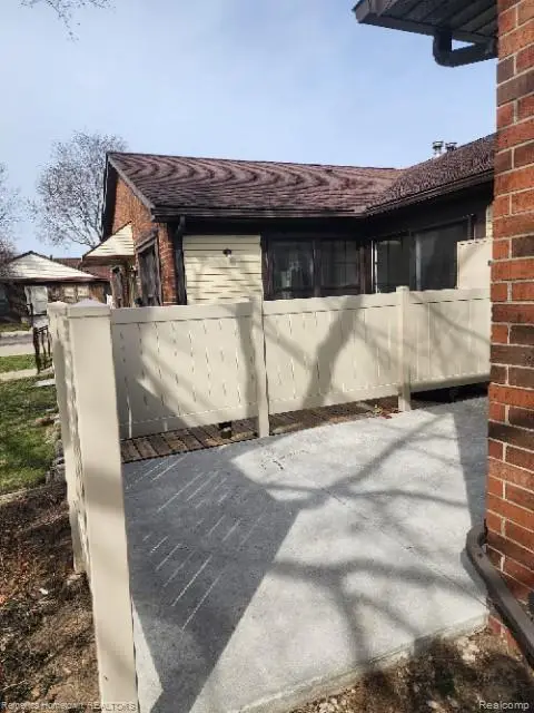 40350 Newport Drive, Plymouth, MI 48170 - #2