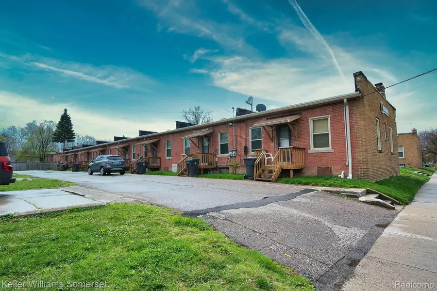 51 Spokane Drive, Pontiac, MI 48341 - #2