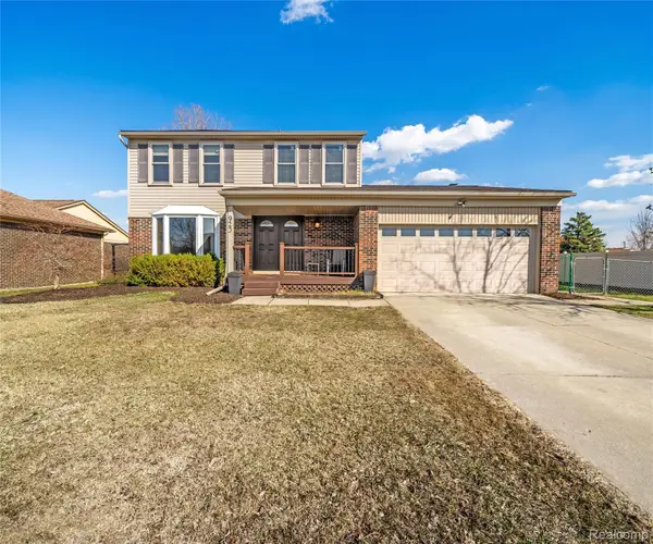 923 Kings Way, Canton, MI 48188