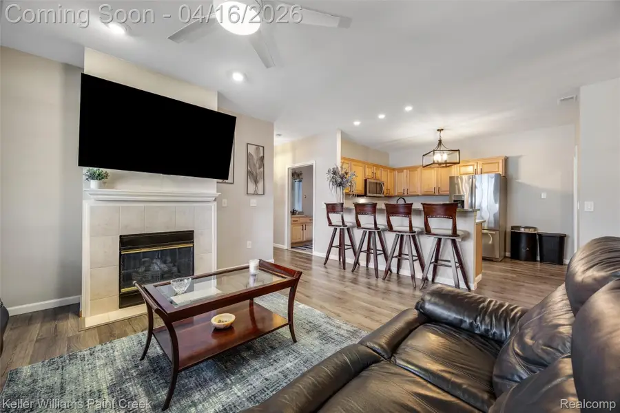 5494 Acorn Lane, Sterling Heights, MI 48314 - #3