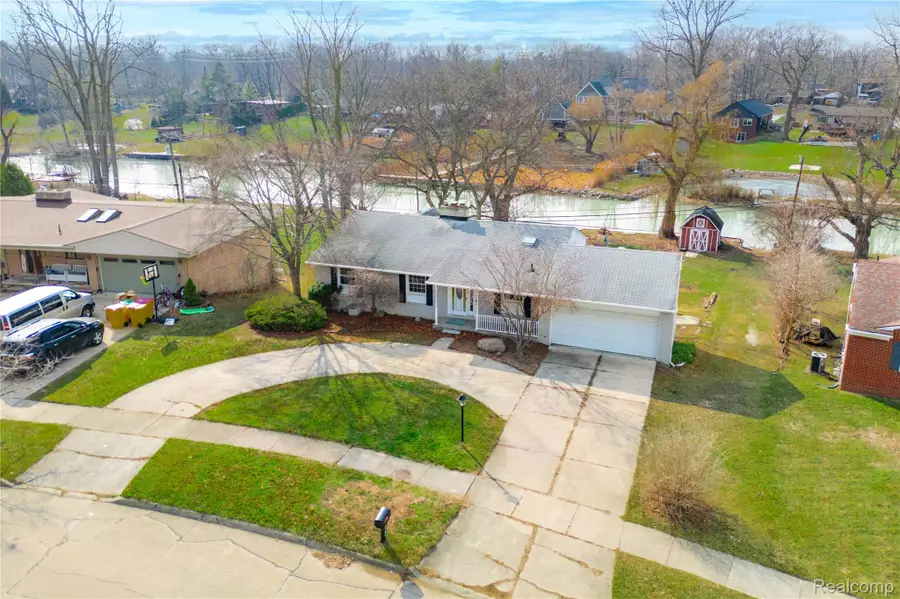 21918 Knudsen Drive, Grosse Ile, MI 48138 - #2