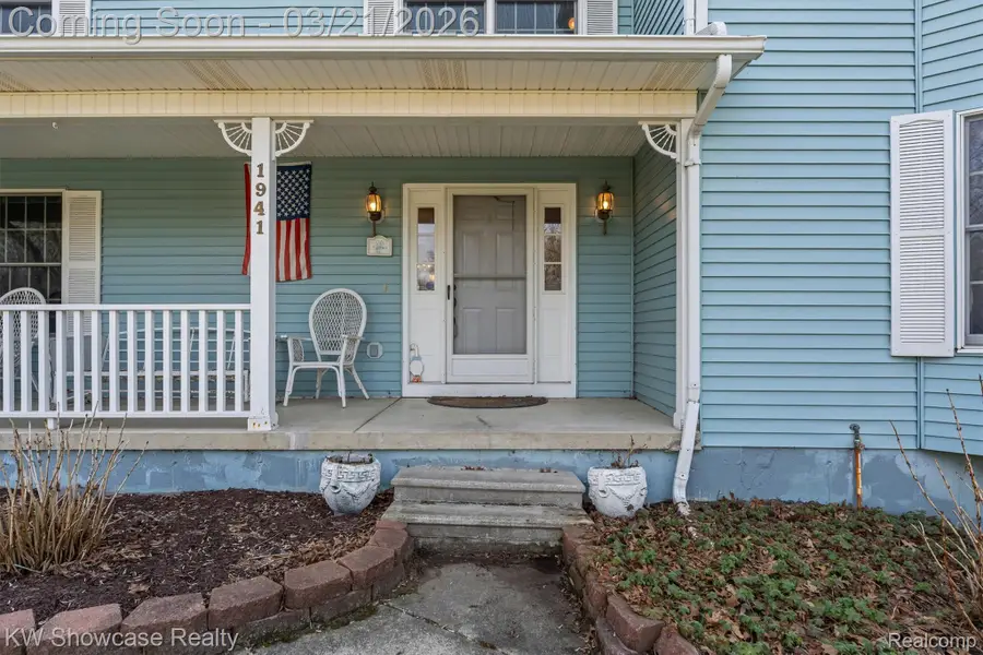1941 Four Oaks, Commerce Township, MI 48382 - #3