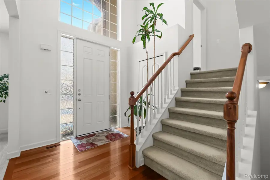 49681 S Glacier, Northville, MI 48168 - #3