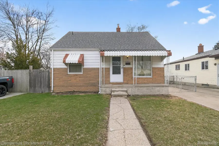 23044 Harding Avenue, Hazel Park, MI 48030 - #3