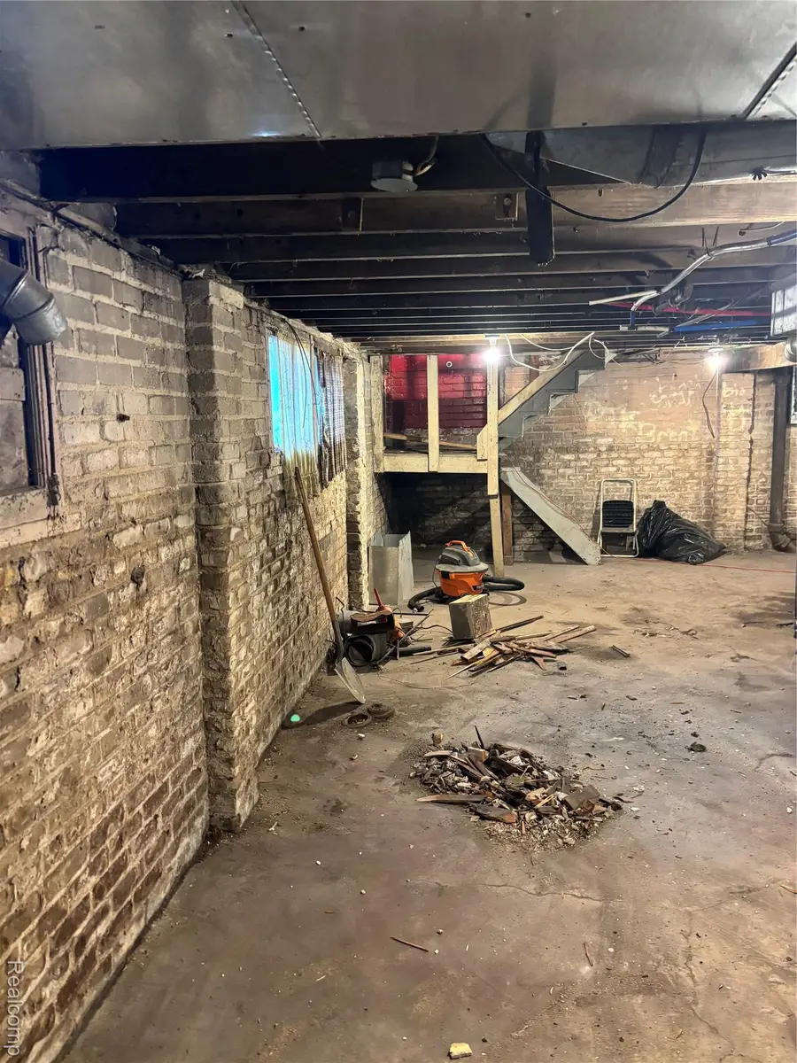 6112 Helen Street, Detroit, MI 48211 - #3