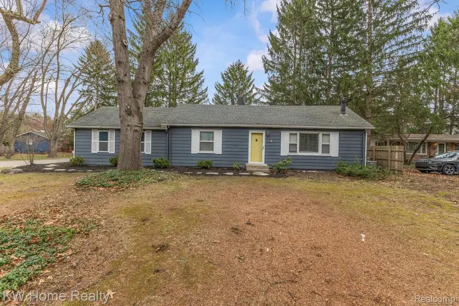 4215 Newton Road, Commerce, MI 48390 - #2