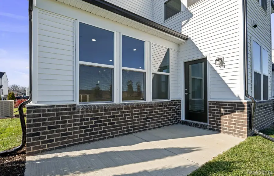 5574 East Spaniel Drive, Ann Arbor, MI 48108 - #3