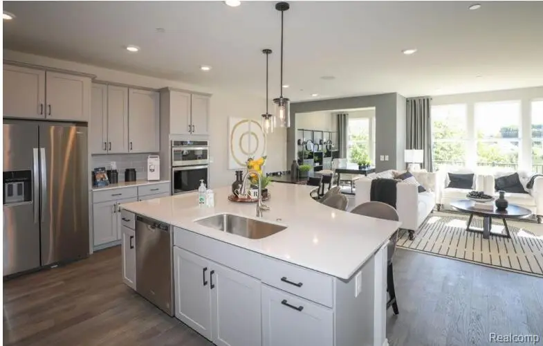 40111 Premier Drive #21, Plymouth, MI 48170 - #3