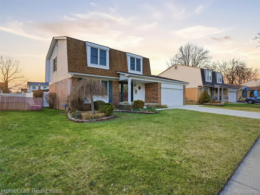 404 Kings Way, Canton, MI 48188 - #3