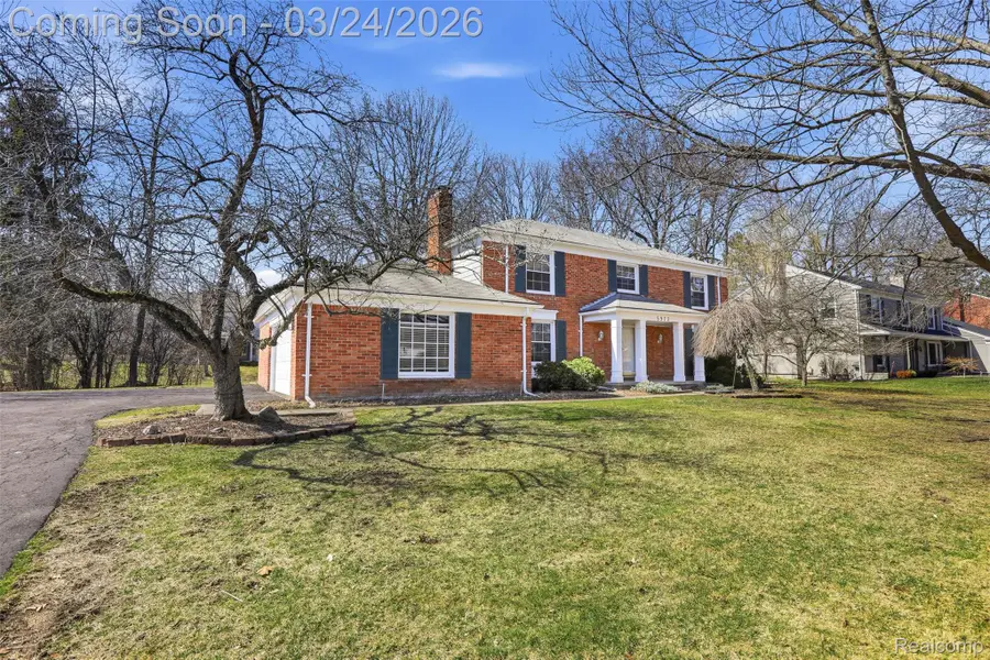 5972 Barnstable Court, West Bloomfield, MI 48322 - #3