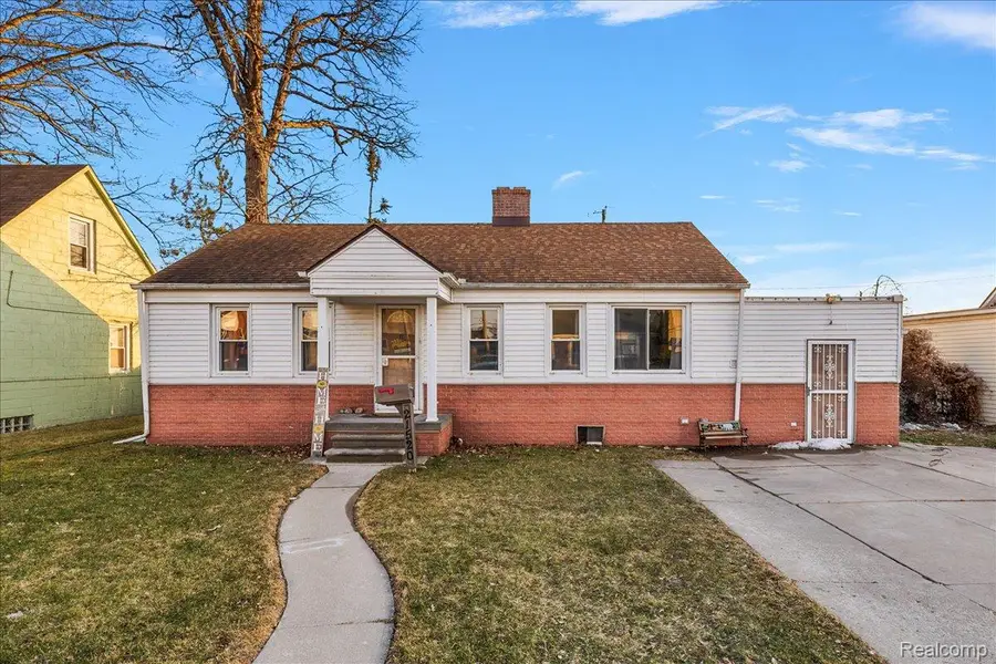 21520 Harper Lake Avenue, Saint Clair Shores, MI 48080 - #2