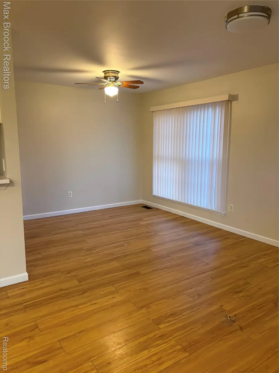 35252 Terrybrook Drive, Sterling Heights, MI 48312 - #3