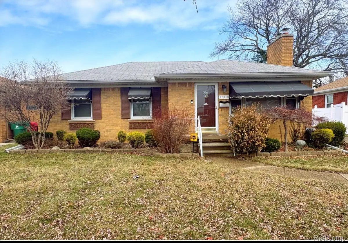17619 Sprenger Avenue, Eastpointe, MI 48021 - #1