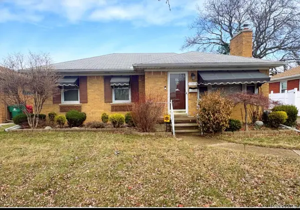 17619 Sprenger Avenue, Eastpointe, MI 48021