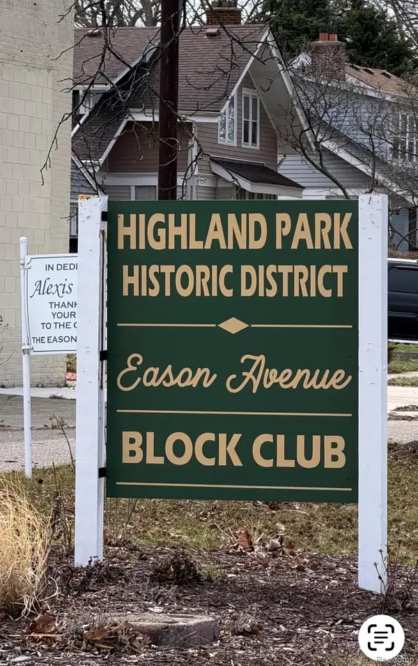 73 Grove Street, HighlandPark, MI 48203