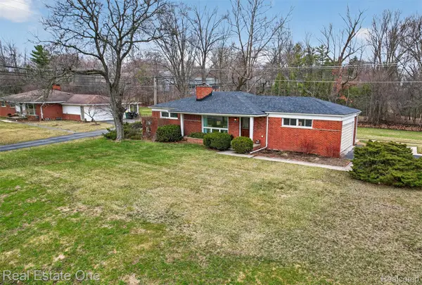 28491 Bayberry Road, FarmingtonHills, MI 48331