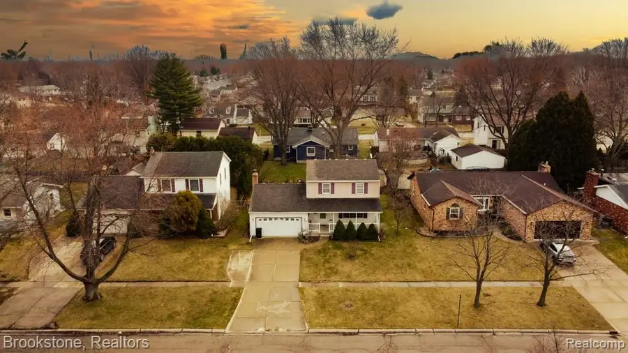 855 Illinois Street, Marysville, MI 48040 - #3