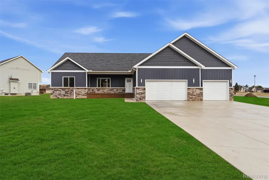 6344 Boulder Drive, Flushing, MI 48433 - #2