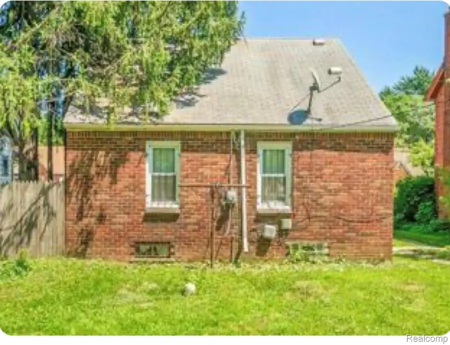 15471 Saint Marys Street, Detroit, MI 48227 - #3