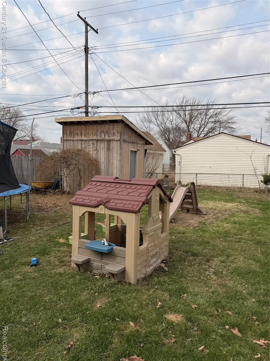 13272 Pullman Street, Southgate, MI 48195 - #3