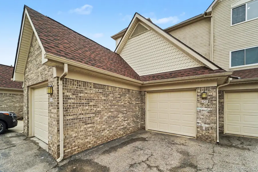 858 Amanda Lane, Pontiac, MI 48340 - #2