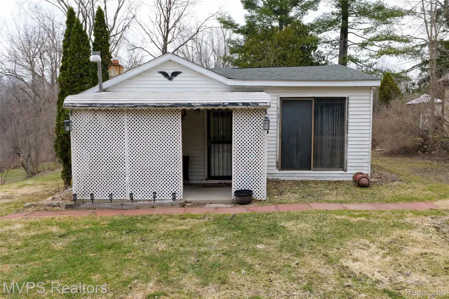 1721 Moffat Road, Leonard, MI 48367 - #3