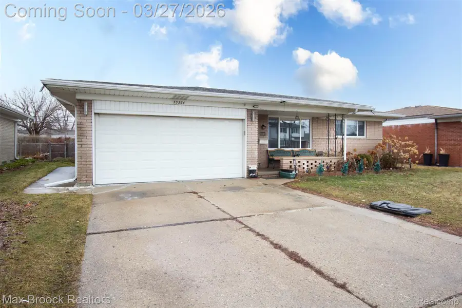 33364 Linsdale Court, Sterling Heights, MI 48310 - #2