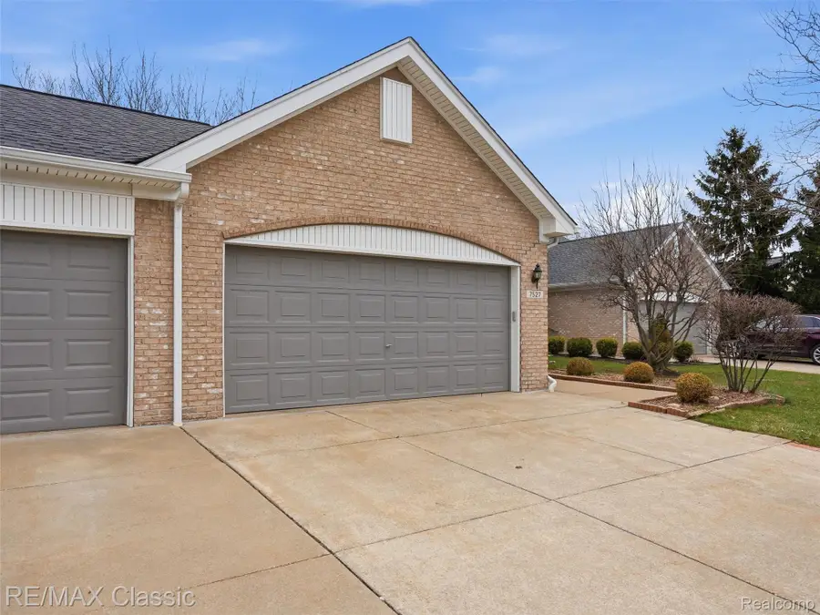 7527 Green Meadow Lane #115, Canton, MI 48187 - #3