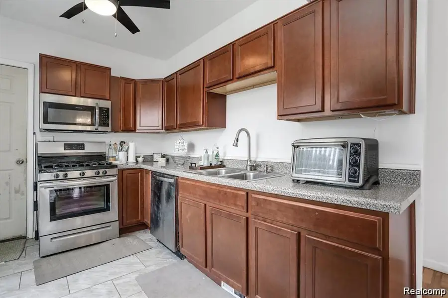 611 Ashland Street, Detroit, MI 48215 - #2