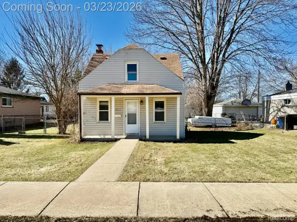 12111 Leverne, Redford, MI 48239