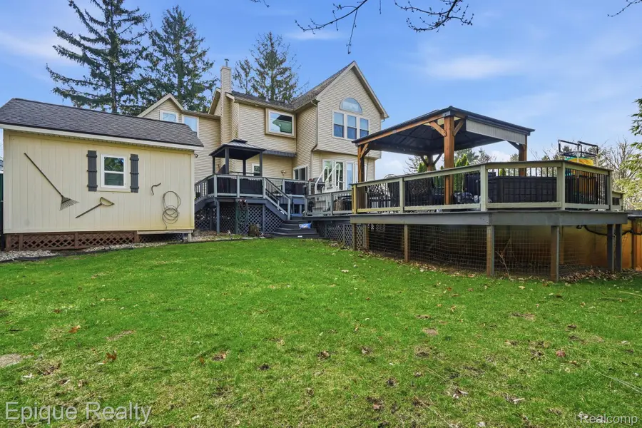 9867 Finnegan Drive, Brighton, MI 48116 - #3