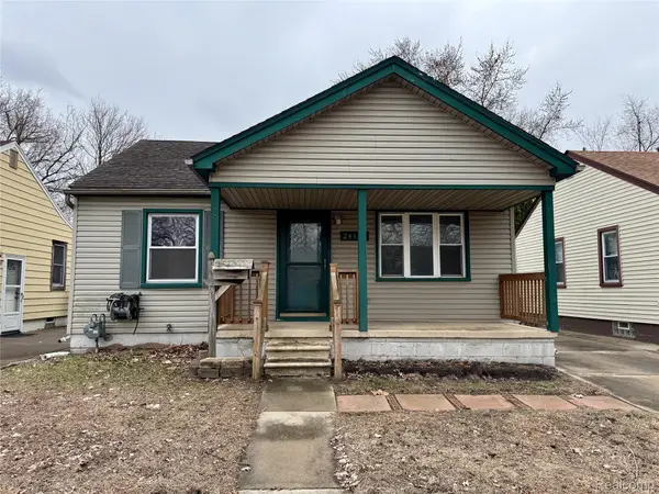 24425 Lehigh Street, DearbornHeights, MI 48125