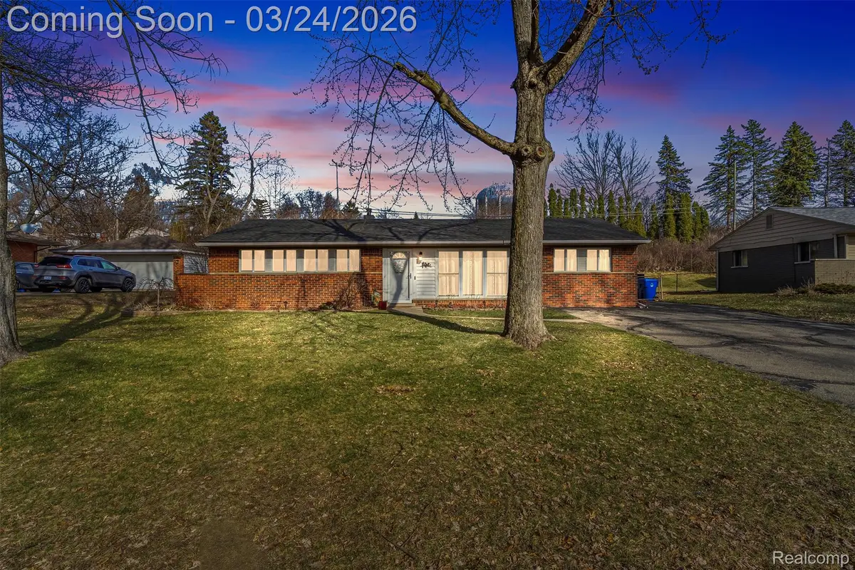 716 Joyceil Drive, Waterford, MI 48328 - #1