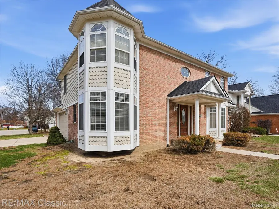 32320 Lespedeza Avenue, Garden City, MI 48135 - #3